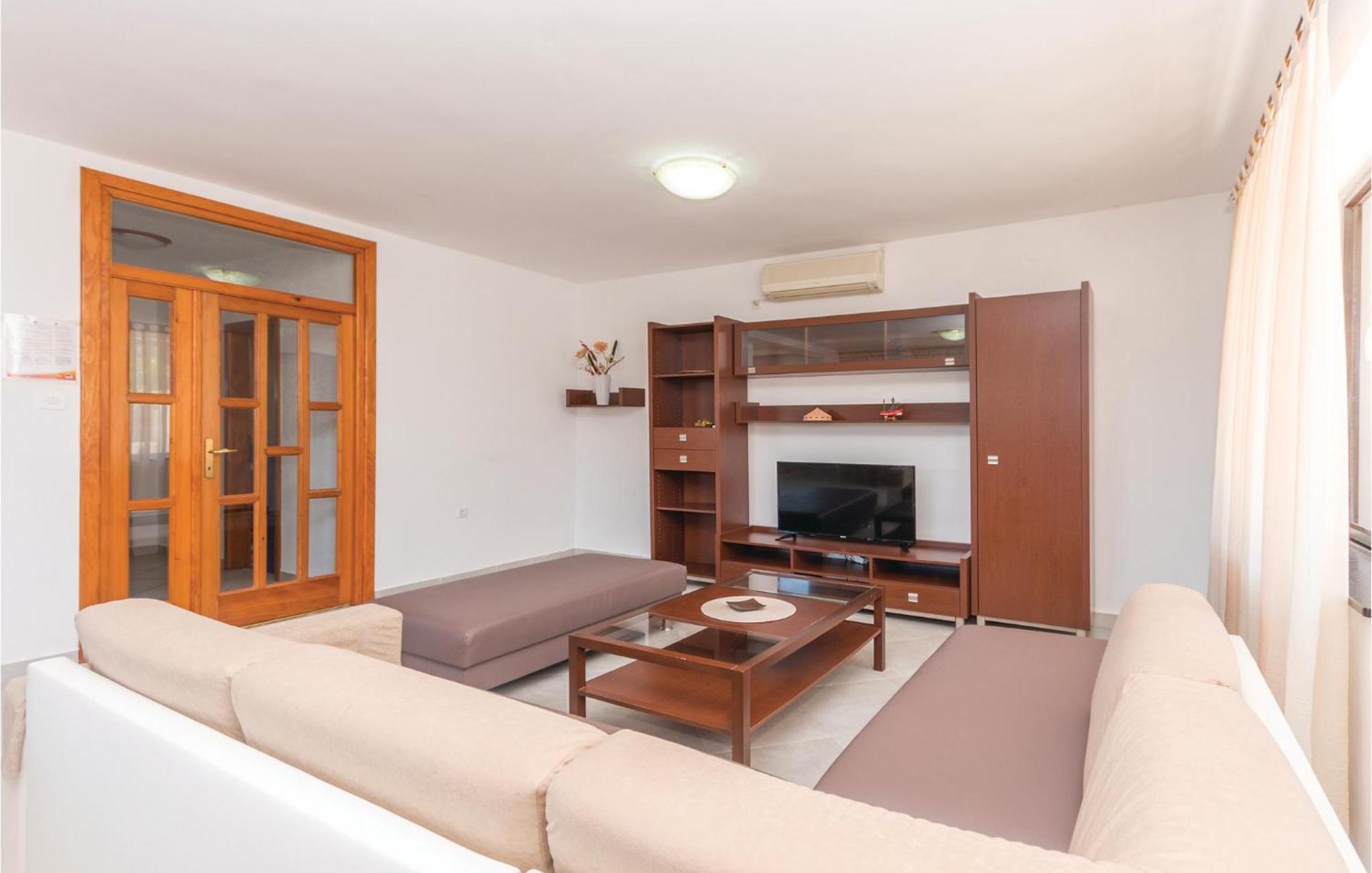 Gorgeous Home In Bibinje With House Sea View 外观 照片